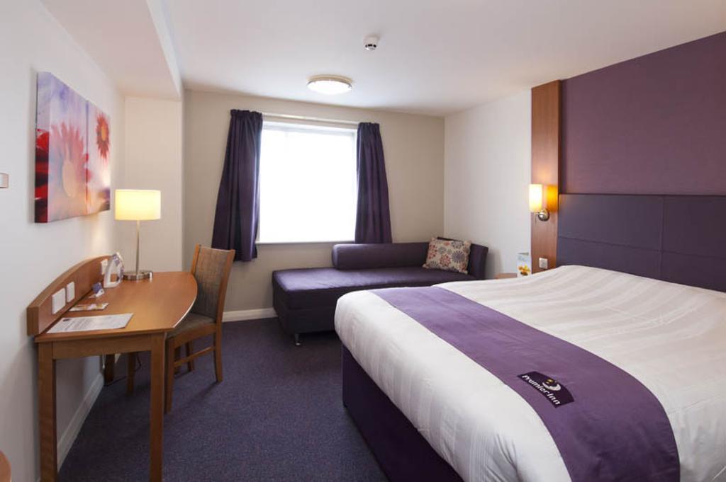 Premier Inn Newcastle - Gosforth/Cramlington Eksteriør billede
